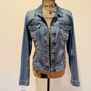 Kut from the Kloth Denim Blue Amelia Empathetic Medium Wash Jean Jacket Medium